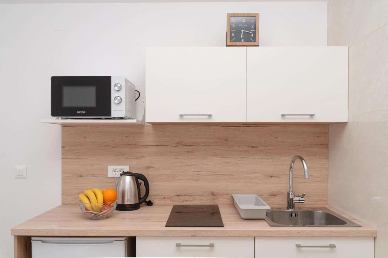 Studio Apartment Jeli ツァヴタット エクステリア 写真