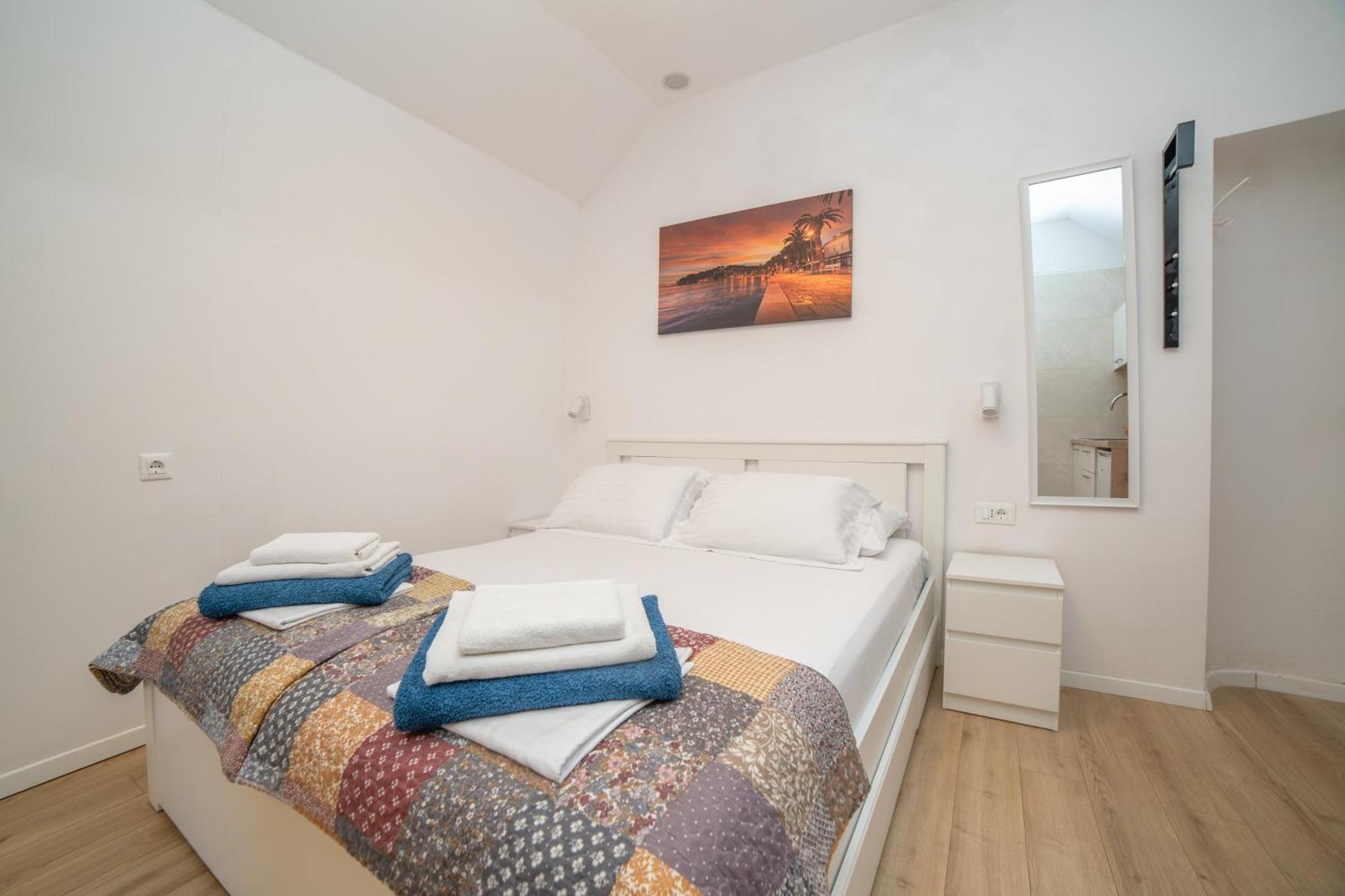 Studio Apartment Jeli ツァヴタット エクステリア 写真