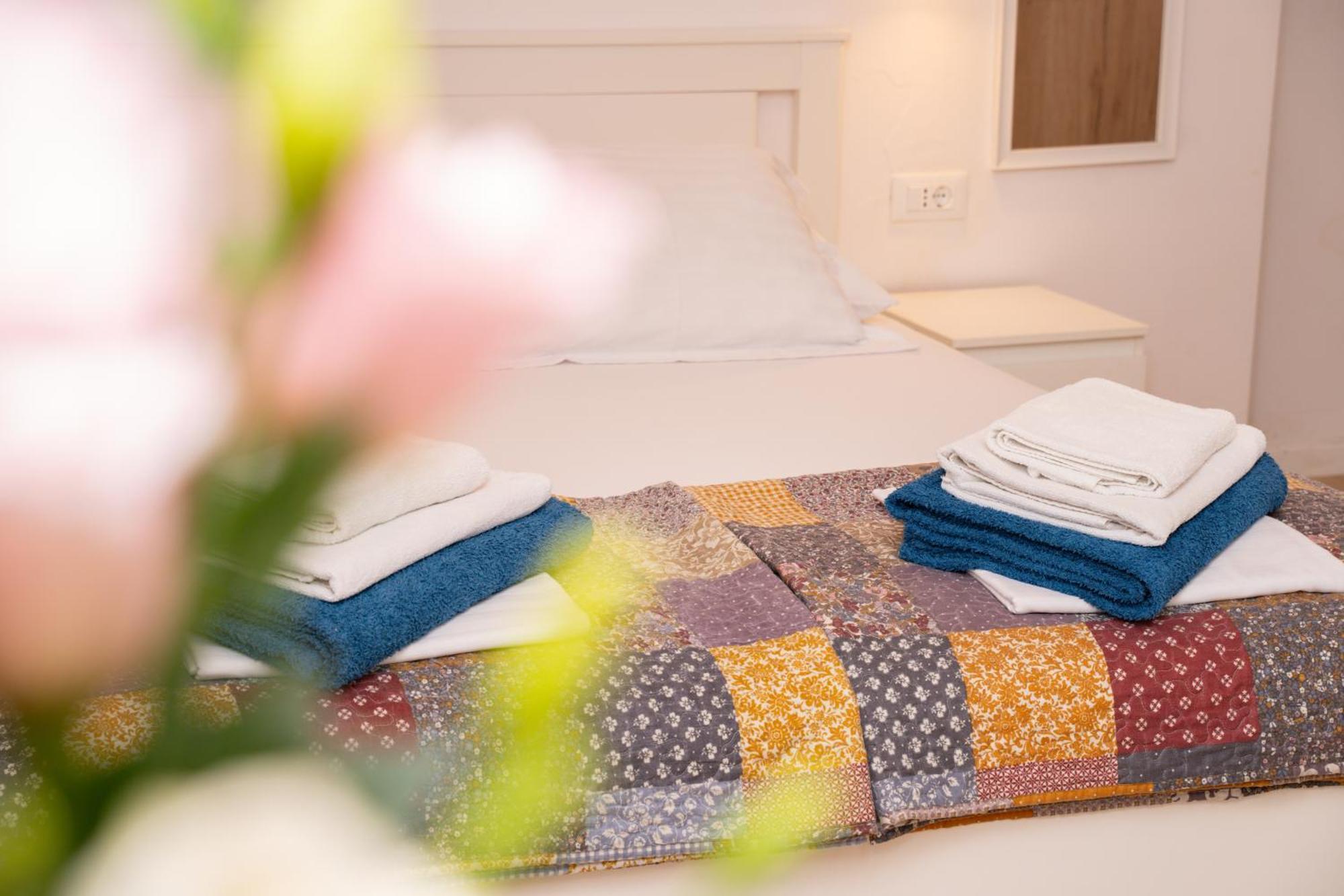 Studio Apartment Jeli ツァヴタット エクステリア 写真